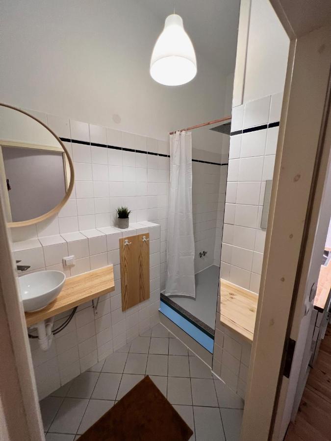 Gemuetliche 2-Zimmer-Wohnung Zentral Friedrichshain Berlin Kültér fotó