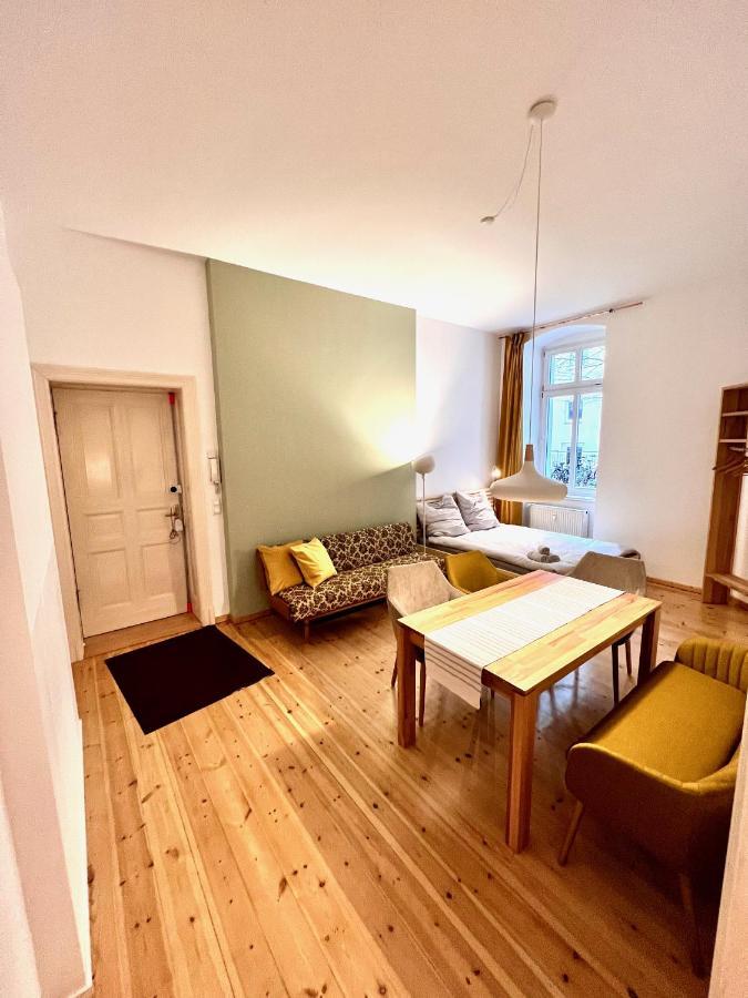 Gemuetliche 2-Zimmer-Wohnung Zentral Friedrichshain Berlin Kültér fotó